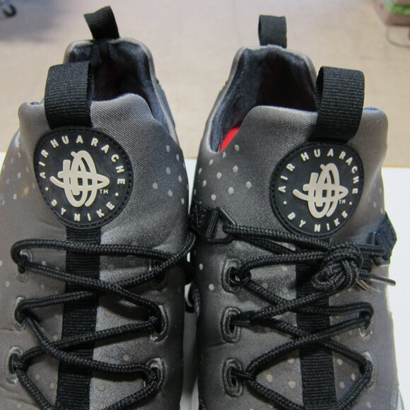 Nike Air Huarache Utility Mens 13 Pure Platinum/Wolf Grey/Black Shoe 806807-003 - Picture 4 of 10